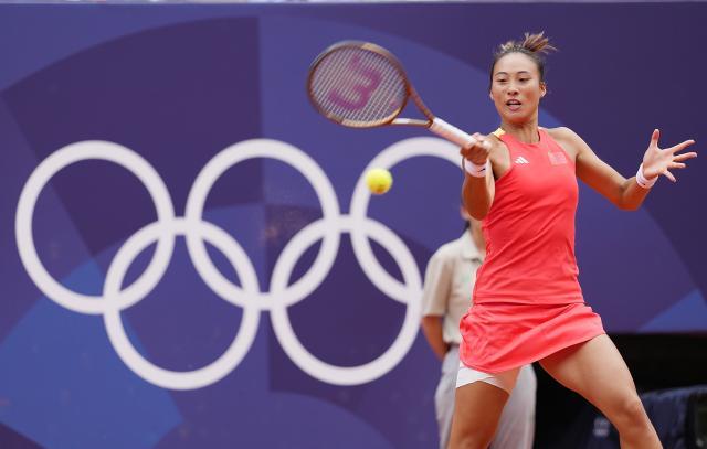 1722732715612080945.jpg 巴黎奥运会丨网球——女单:郑钦文夺冠XxjpseC007355_20240804_MVPFN0A001.jpg